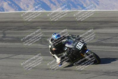 media/Mar-21-2025-CVMA Friday Practice (Fri) [[30cd4fe323]]/2-Racer 1/Session 2 (Bowl)/